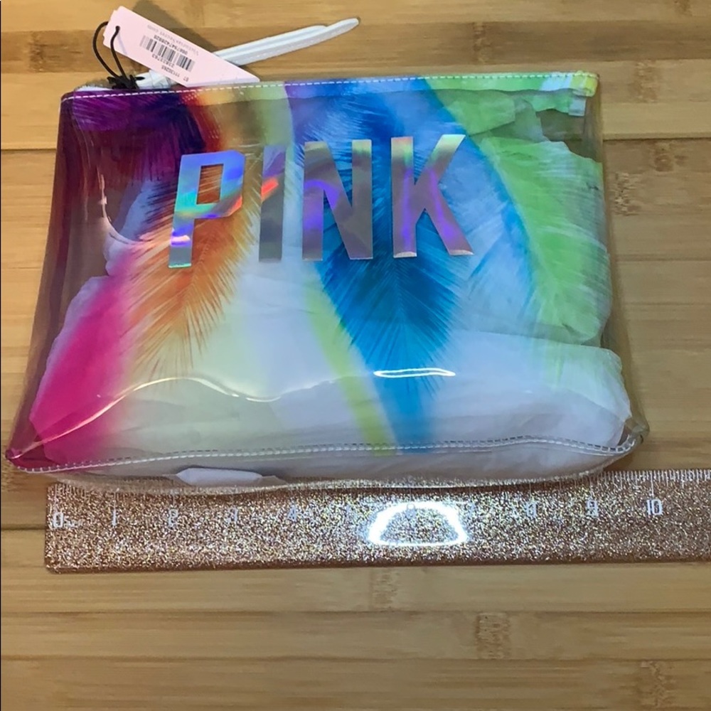 Victoria’s Secret pink cosmetics pouch